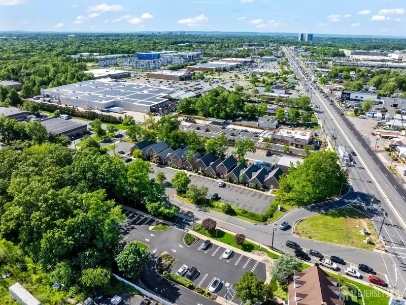 Renovated 3,345 Sf Medical Condo in Ferris Plaza, East Brunswick