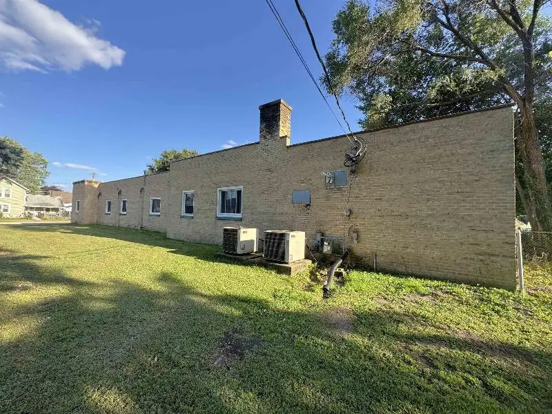 Versatile Community-based Residential Facility in Peaceful Neighborhood with Ten Private Rooms