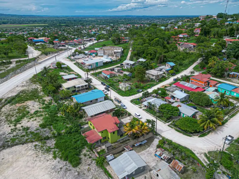 Versatile Residential/commercial Property in Kontiki Area, San Ignacio