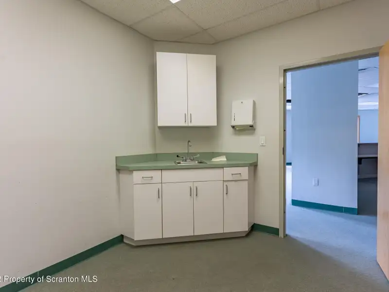 Commercial Lease Opportunity in High Traffic Location, Clarks Summit