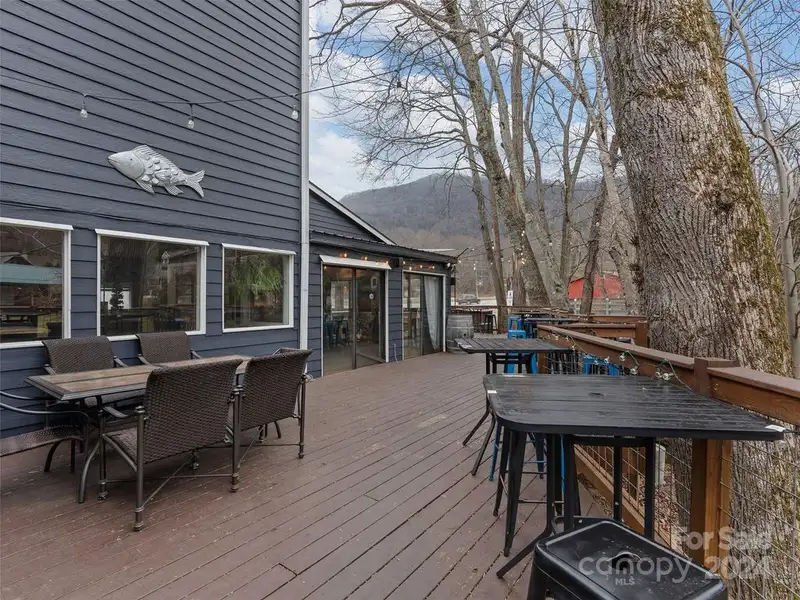 Commercial Restaurant and Brewery with Mountain Views in Maggie Valley