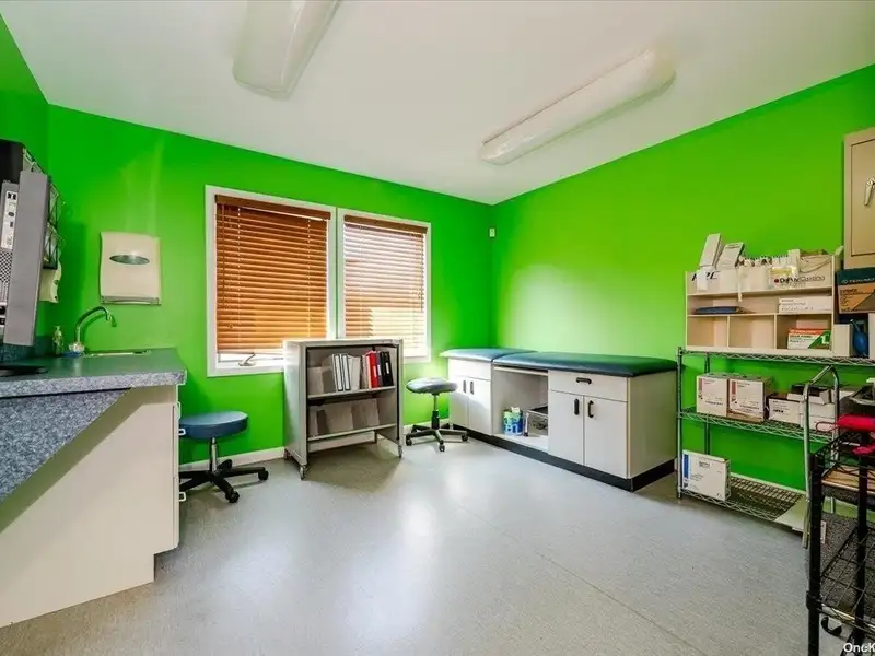 Renovated Office Space Adjacent to Good Samaritan Hospital, 3,606 Sq Ft Total