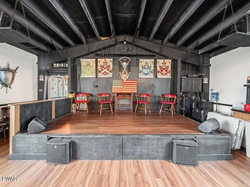 Turn-key Restaurant with Liquor License on 26 Acres in Lake Ariel, Pa