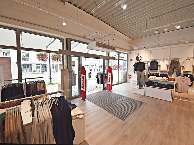Commercial Retail Property in Bückeburg City Center with Stable Rental Income