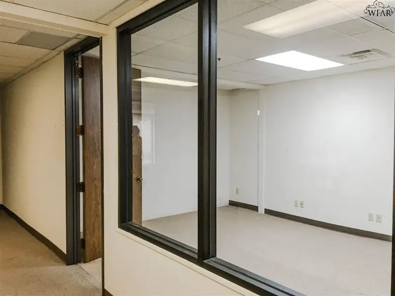 Downtown Wichita Falls Office Space – 1,847 Sq Ft with Utilities Included