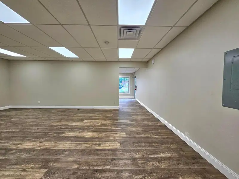 Brand-new End Unit Retail/office Space in Prime Location with Ample Parking