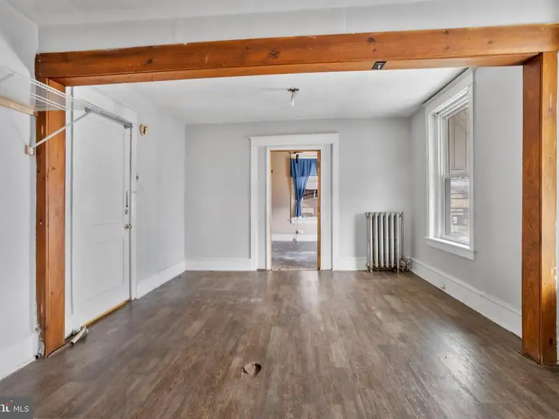 Standalone Commercial Building with Apartment on Macdade Boulevard