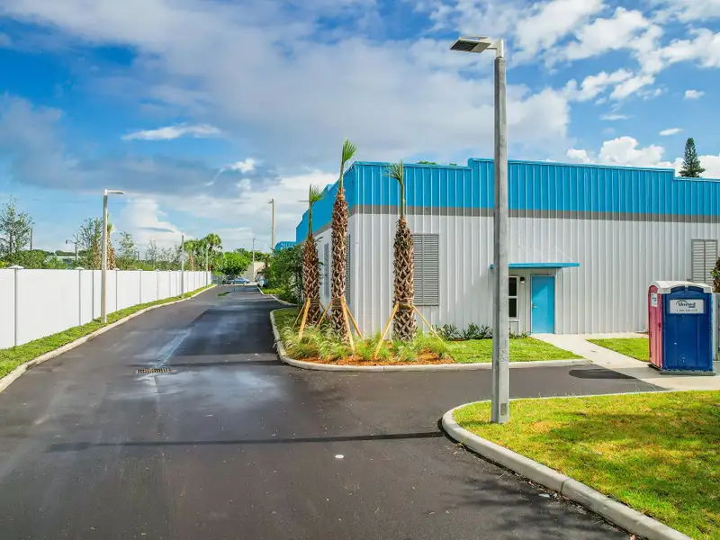 10,000 Sq Ft Warehouse Space for Lease in Pompano Beach, B-4 Commercial Zoning