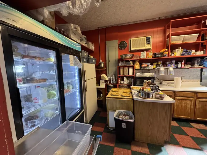 Established Family Restaurant with Drive-thru Near Lake Cumberland Marina