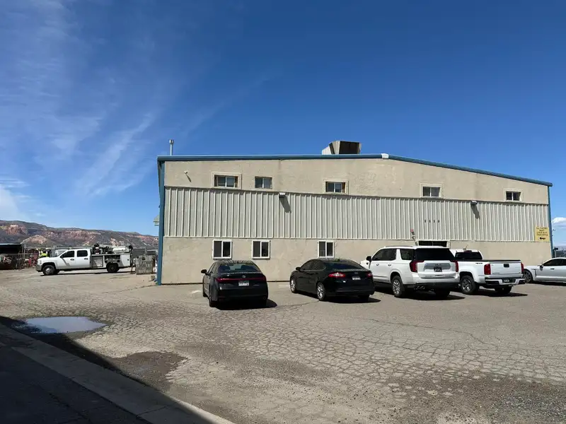 Free-standing Warehouse with Office and Large Yard in Convenient Location