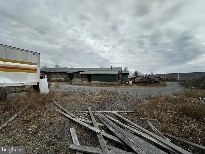 Historic Commercial Building on 2.4 Acres Near C&o Canal, Ideal for Restaurant or Brewery