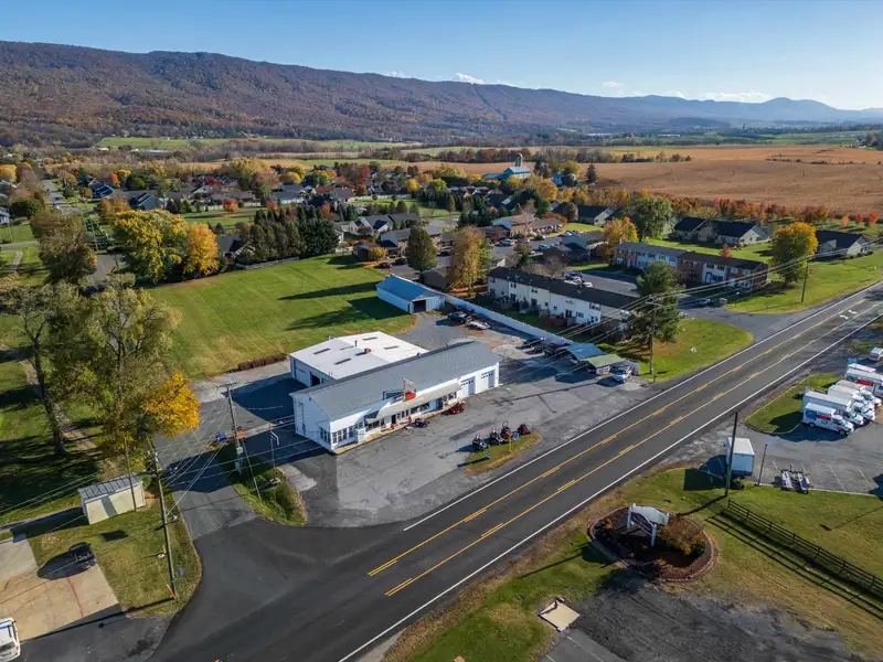 Versatile 9,940 Sq Ft Mixed-use Building on Congress Street, New Market, Shenandoah Valley