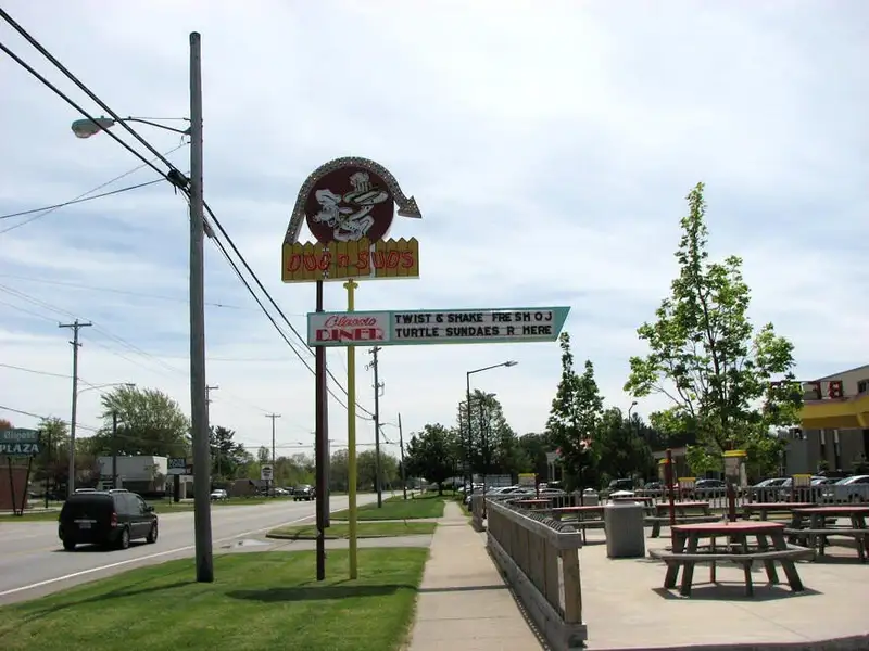Established Drive-in Restaurant in High-traffic Norton Shores Location