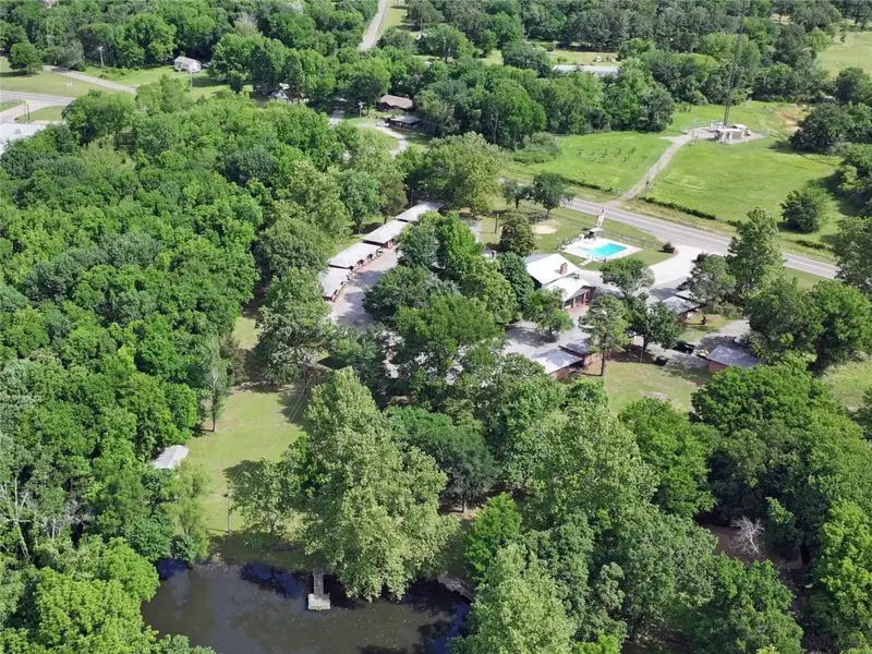 Historic 25-unit Resort on Hwy 51 Near Lake Fort Gibson, Wagoner, Oklahoma
