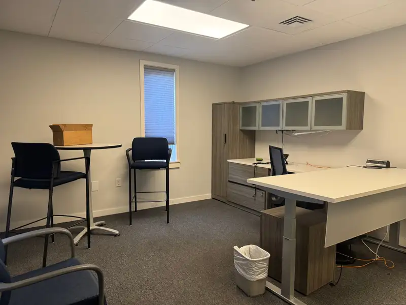 Expansive Industrial Manufacturing Building in Branford with Versatile Layout and Prime I95 Access