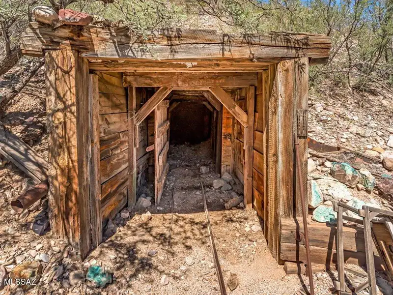Gammons Gulch: Authentic Old West Movie Set and Museum Experience