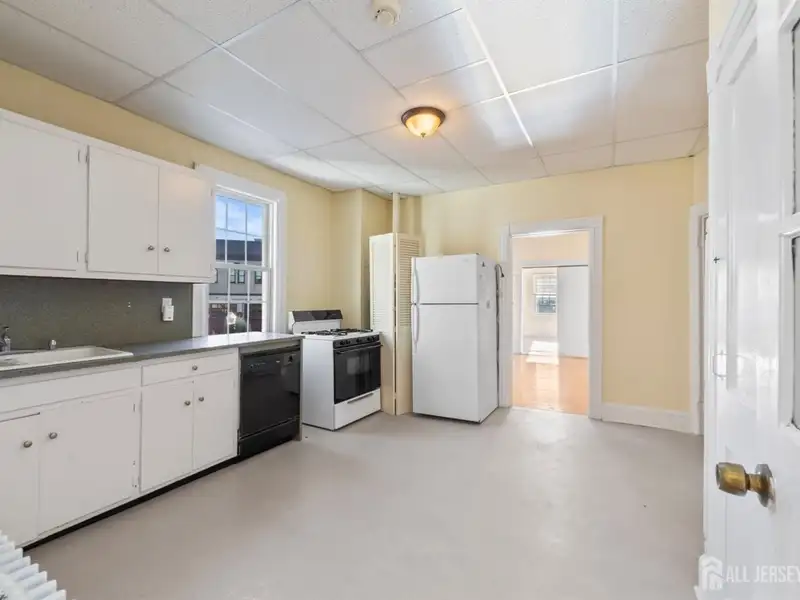 Freestanding Retail/office Building in Downtown Westfield with Parking and Dual Entrances