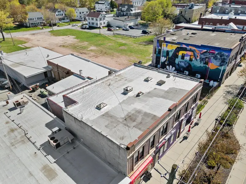 Upscale Private Office Spaces in Restored Monticello Building with Utilities Included
