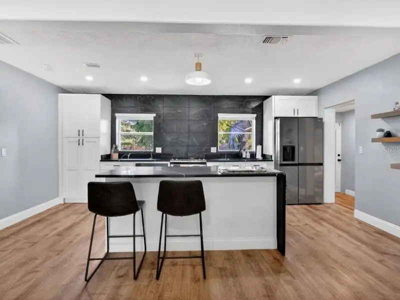Charming Airbnb Home Near Downtown Orlando with In-law Suite and Expansive Backyard