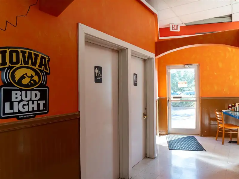Turn-key Restaurant Space for Lease in High-traffic Area with Ample Parking