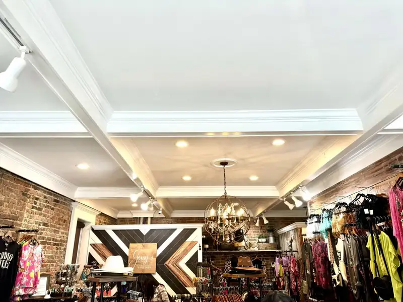 Retail Building for Sale in Downtown Lebanon - Upgraded Space with Office Area