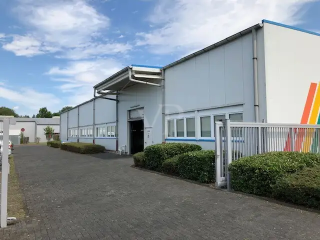 Versatile Commercial Property for Manufacturing/warehousing with Ample Office Space in Prime Location