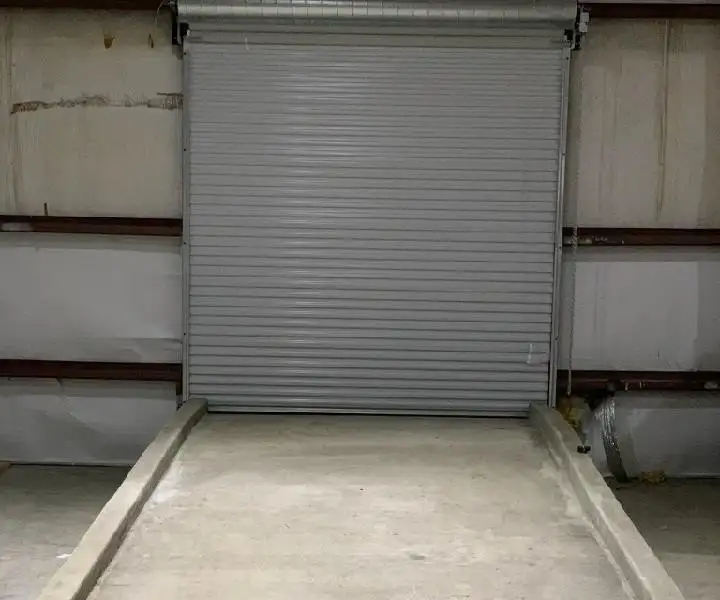 Two Warehouse Spaces for Lease in Ridgeland Near I-95 and Downtown