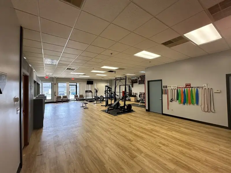 Centrally Located 3,000 Sf Commercial Space for Lease in Bradley