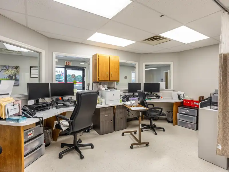 Medical Office Space for Lease in Cleveland, Tn – 12 Exam Rooms and Additional Features