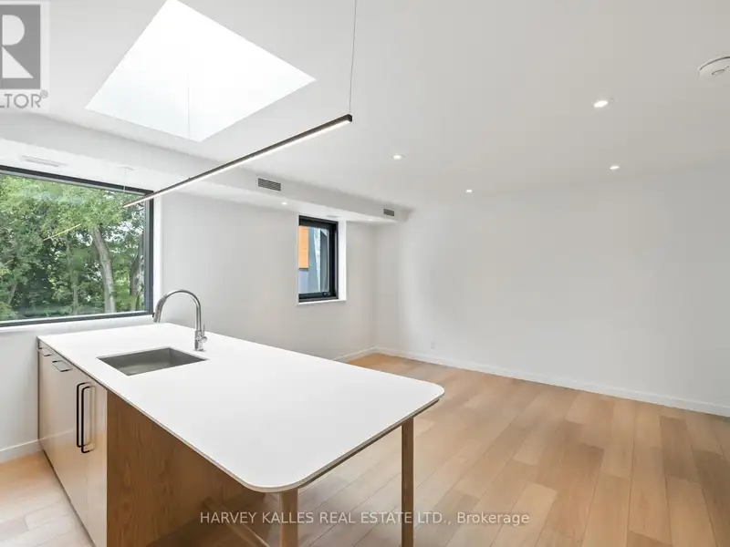 Modern Two Bedroom Suite in Bedford Park with High-end Finishes and Great Amenities