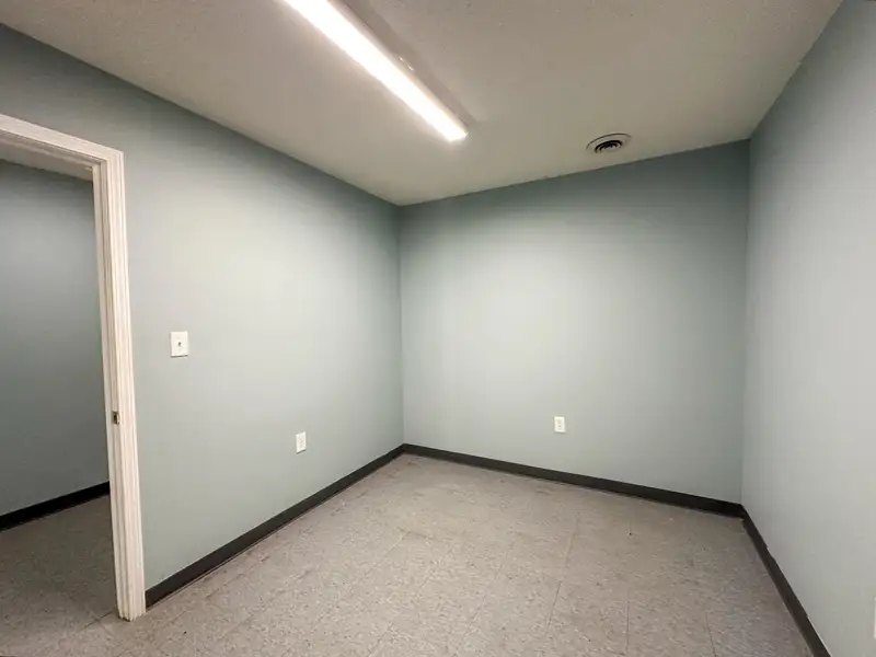 Versatile Commercial Property on Highway 25 N, Corbin with Showroom and Office Spaces