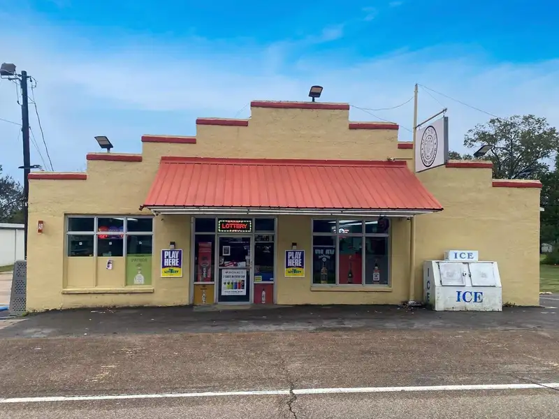 Prime Liquor Store Investment Opportunity in Mason Near Blue Oval City