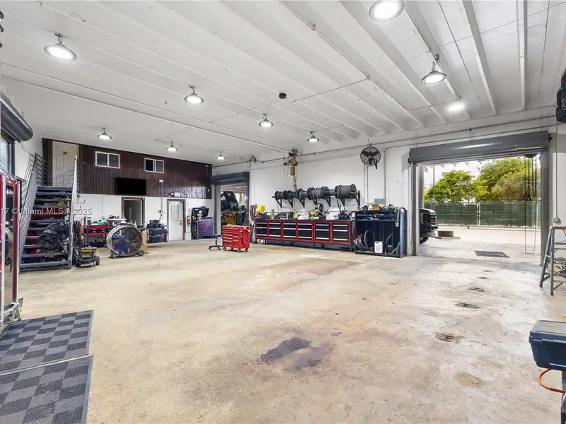 Industrial Property with 3,500 Sq.ft. Building on 1.07 Acres in Homestead, Fl