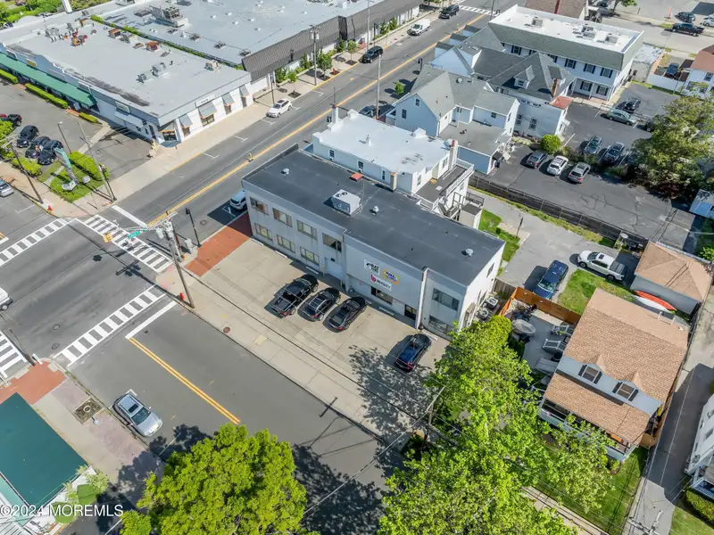 Versatile Commercial Lease in Prime Belmar Location, 5,000 Sq. Ft. Total Available