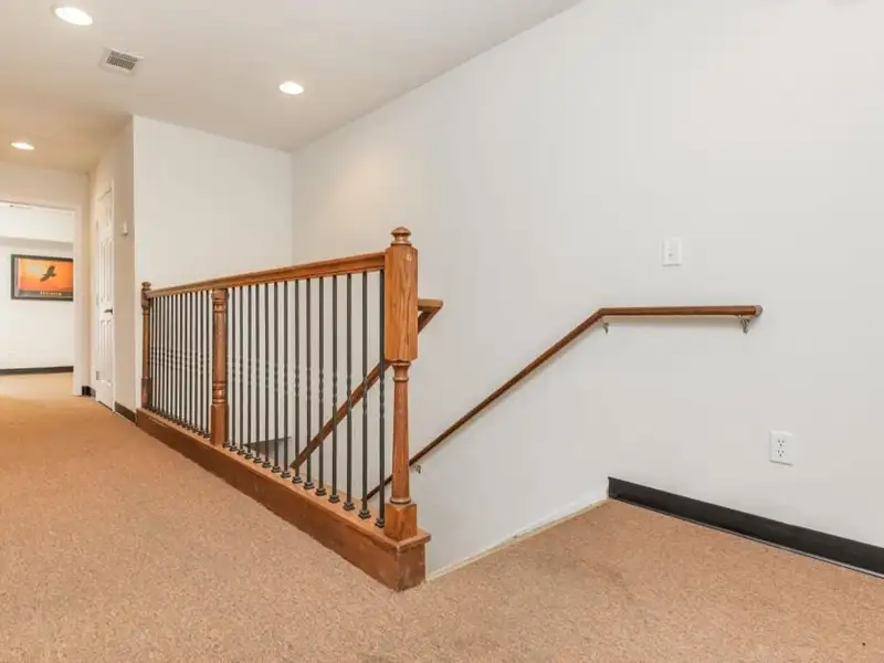 Professional Office Space for Lease in Fayetteville with Three Private Offices