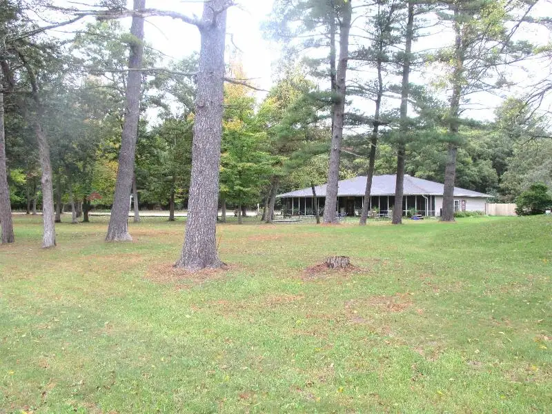 Turn-key Restaurant and Bar on 2.38 Acres Near Montello City Limits