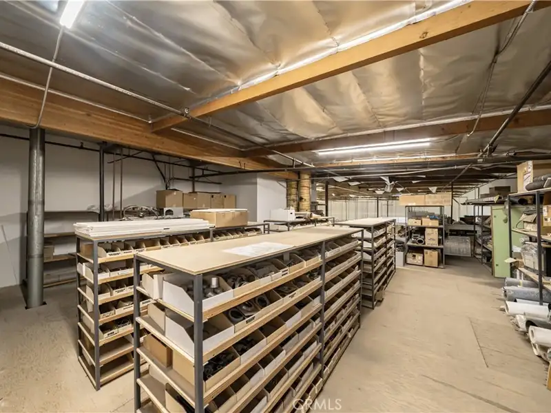 Versatile 21,447 Sq Ft Industrial/office Property in Orange's Thriving Commercial District