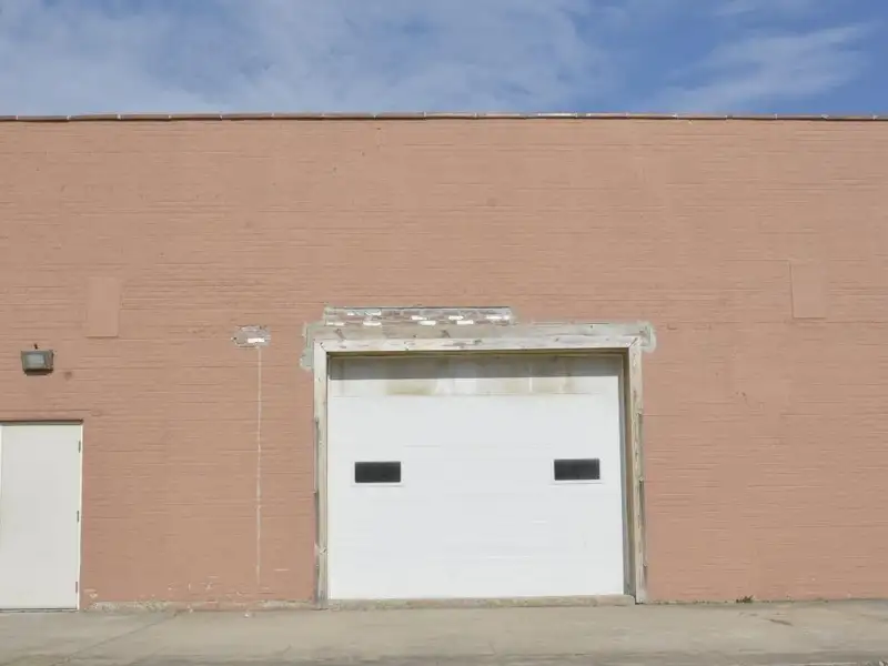 Flexible Commercial Space with Drive-in Door and Ada Accessibility in B-3 Zoning