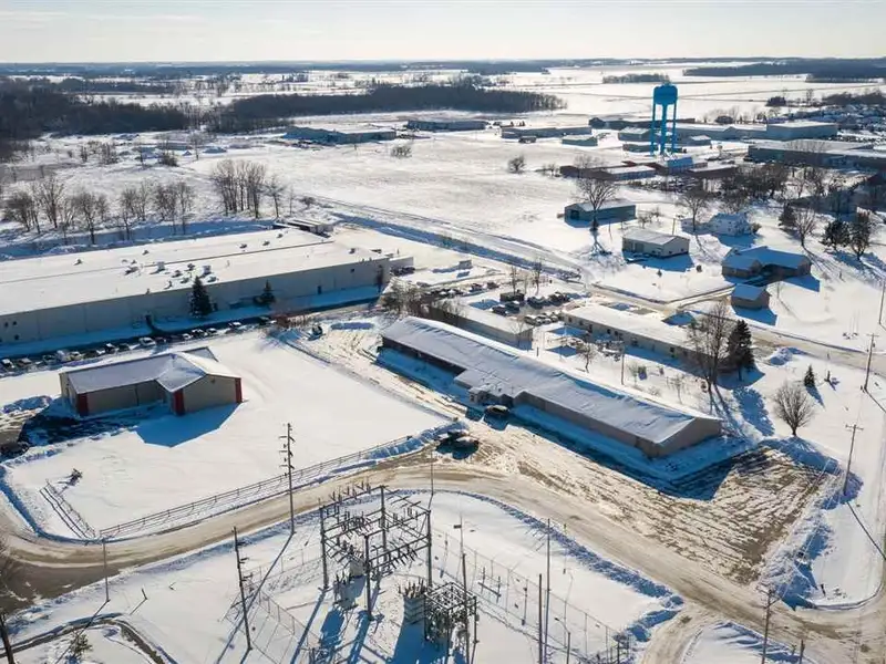 Turn-key Bowling Alley and Real Estate in Winneconne with 16 Lanes and 14,000 Sq Ft