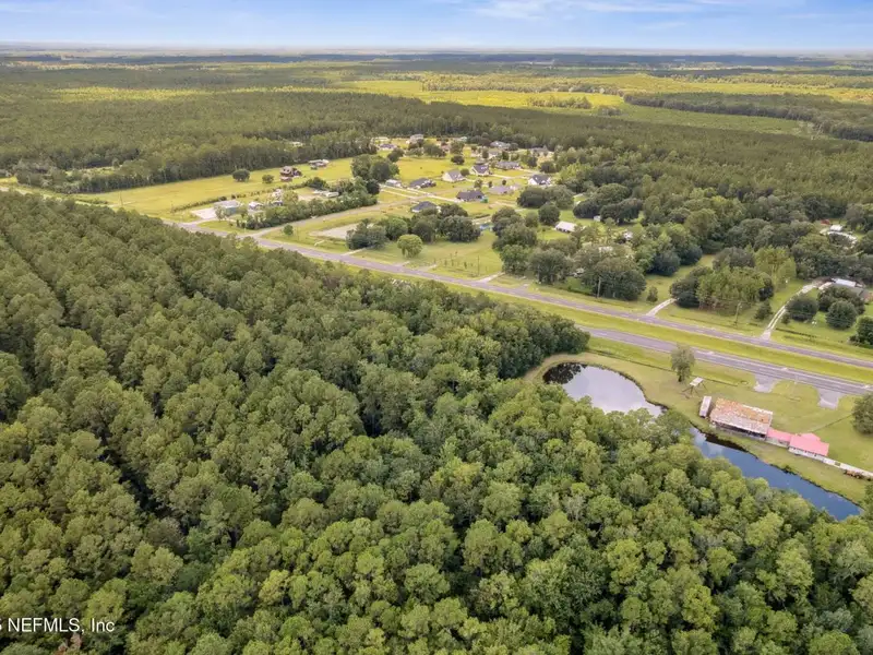 5.04-acre Mixed-use Parcel with Home and Shop in Nassau County