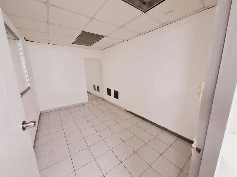 Commercial Office Space in Los Pueblos Mall with Meeting Rooms and 24-hour Security