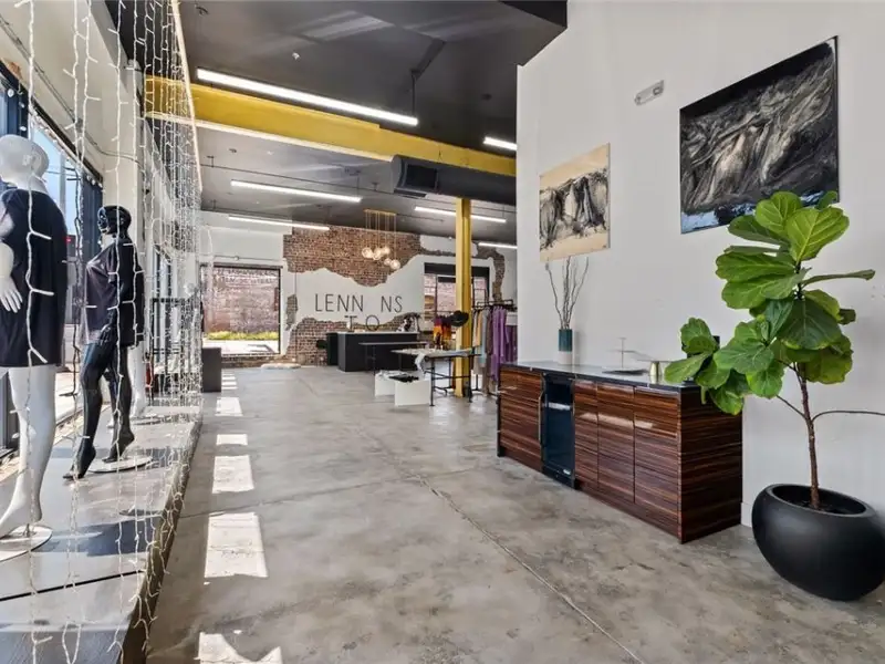 Mixed-use Commercial Property with Retail Space and Renovated Apartments in Downtown Joplin