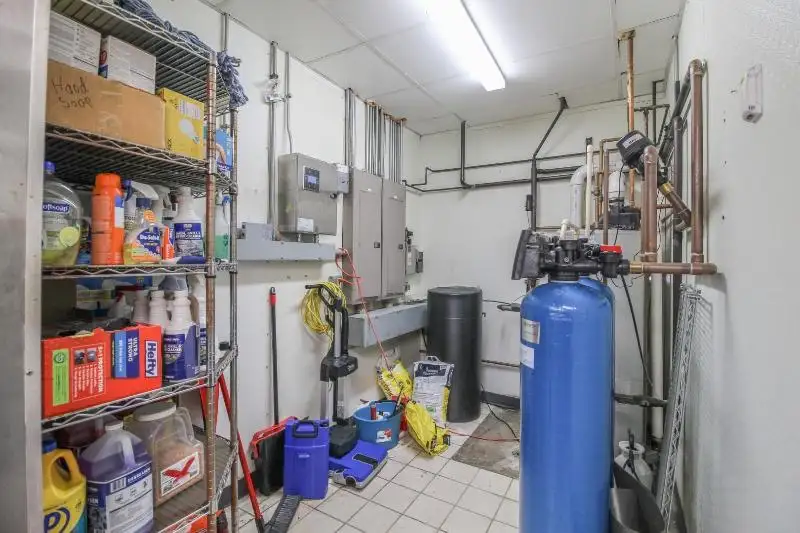 Turn-key Restaurant Building on 1.58 Acres with Ample Parking and Kitchen Facilities