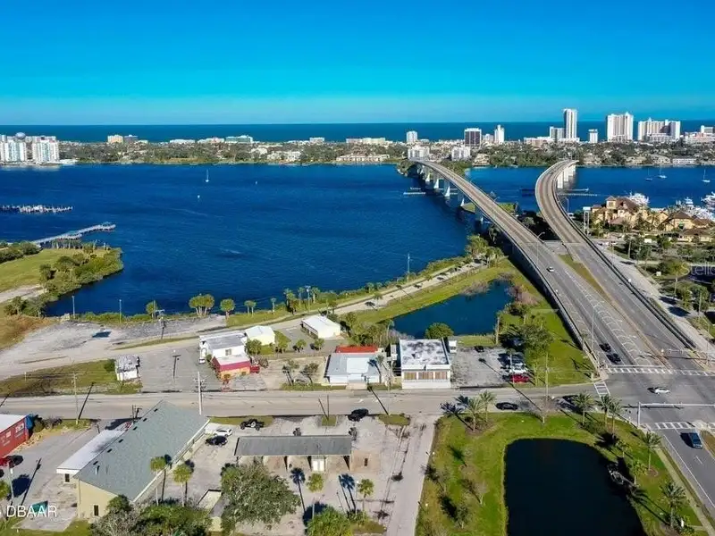Single Tenant Office Space with Multiple Rooms Near Seabreeze Bridge