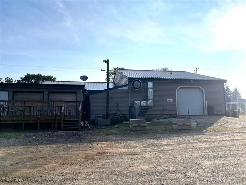 Thriving Bar and Restaurant with Drive-up Window on 1.42 Acres in Busy Location