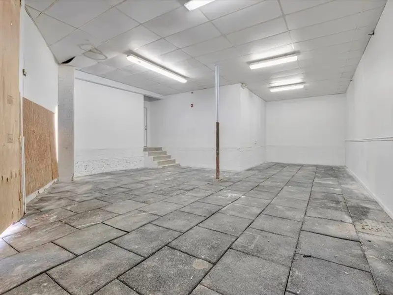 Prime Corner Retail Space on Garth Road, High Traffic Area in Scarsdale