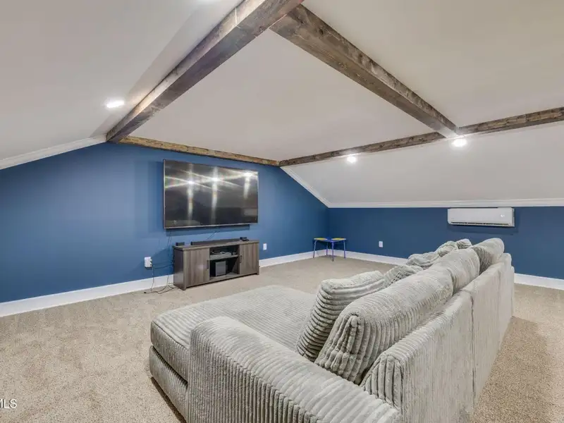 Custom Barndominium on 3 Acres with Pool and Income-generating Garage in Tennessee
