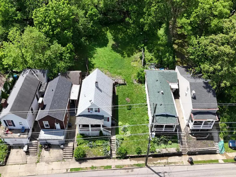 Development Opportunity: Multi-use Lots with Skyline Views in Covington, Kentucky