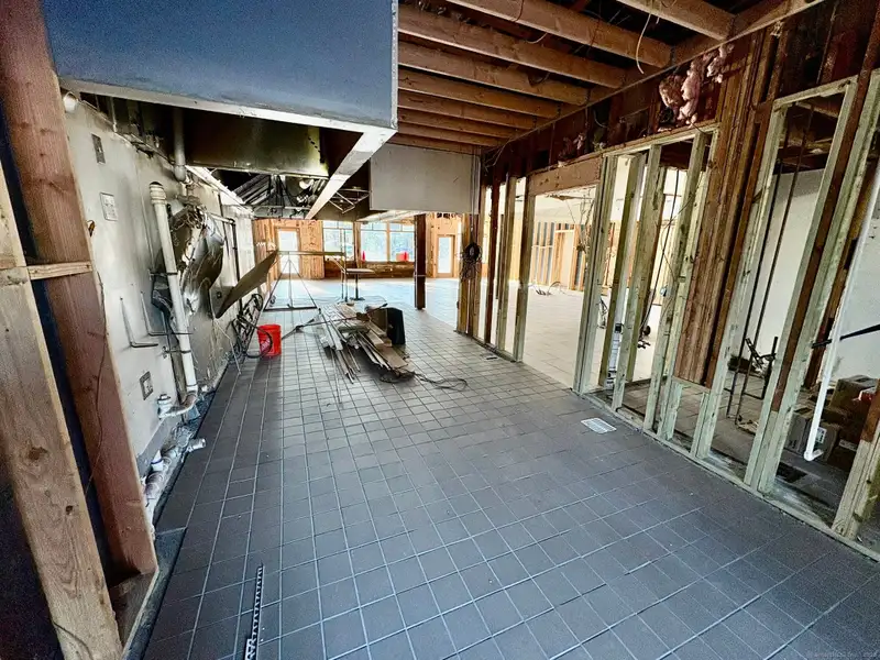 Prime Downtown Branford Restaurant/retail Space with Parking and Renovation Potential