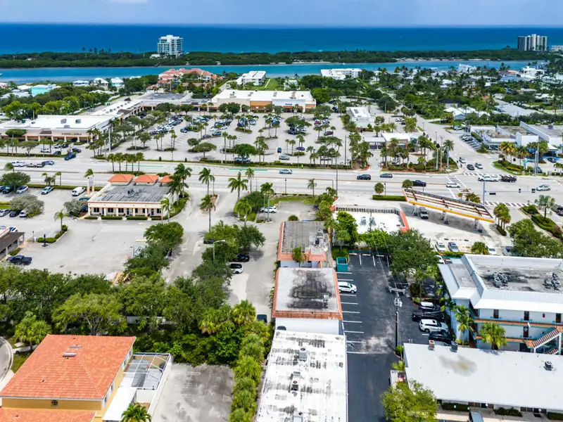 Mixed-use Office Building Investment Opportunity in Jupiter, Fl